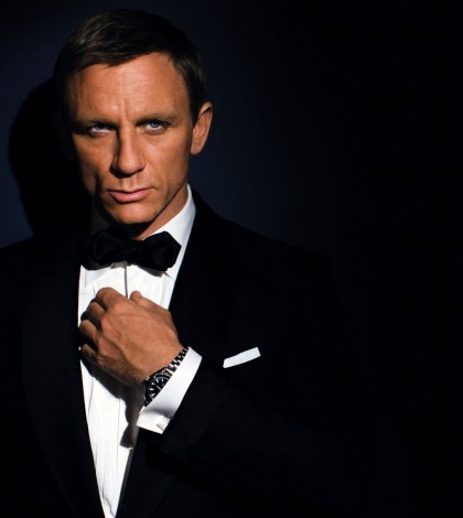 James-Bond-420x470